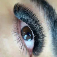 تخفیف اکستنشن مژه و لیفت ابرو