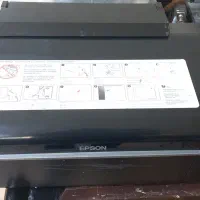 پرینتر رنگی و یک عدد چاپگر سوزنی