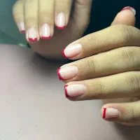 کاشت تخصصی ناخن|خدمات آرایشگری و زیبایی|مشهد, ولیعصر (شهرک غرب)|دیوار