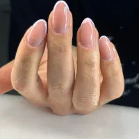 خدمات تخصصی ناخن