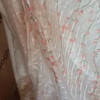 تعدادی فرش دستباف و  ماشینی و  موکت پتو پرده