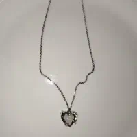 گردنبند|بدلیجات|بردسیر, |دیوار