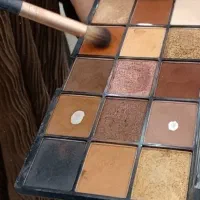 ارایشگاه زنانه