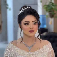 میکاپ و شنیون عروس و همراهی و آموزش میکاپ|خدمات آرایشگری و زیبایی|خرم‌آباد, |دیوار