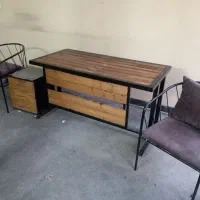 میز اداری و میز آتشکده