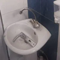 دوعد روشویی صحیح و سالم همراه با شیرآلات|لوازم سرویس بهداشتی|قشم, |دیوار