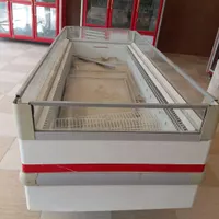 دودستگاه یخچال فروشگاهی ویک دستگاه فریزرروباز‌.|فروشگاه و مغازه|کرمان, |دیوار