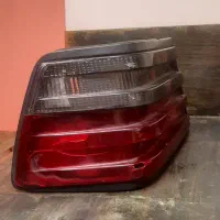 یک جفت چراغ خطر بنز اتاق ۱۲۴ معروف به کپل