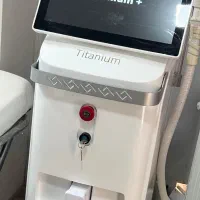 لیزر موهای زائد/فشیال تخصصی