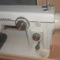 چرخ خیاطی قدیمی بخاطر بلد نبودم اصلا استفاده نشد|چرخ خیاطی و ریسندگی|بسطام, |دیوار