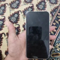 اپل iPhone 11 با حافظهٔ ۱۲۸ گیگابایت