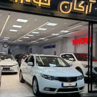 سراتو ابشنال ۹۶ بدون رنگ