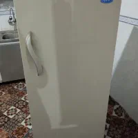 یخچال سالم وتمیزی هست|یخچال و فریزر|شیراز, شهرک سعدی|دیوار