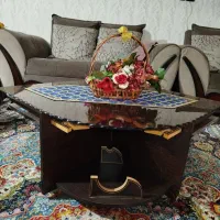 میز وسط با۳تاعسلی زیرش۱۵۰۰