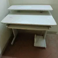 میز کامپیوتر