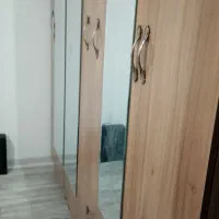 3 تا کمد  قهوه ای آینه دار