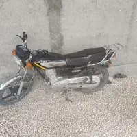 موتور 125 پرواز 1403  خیلی خیلی کم کار