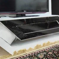 میز تلوزیون بسیار شیک و زیبا