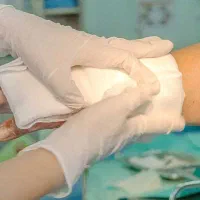 تزریق سرم،امپول عضلانی، تعویض پانسمان ،کشیدن بخیه