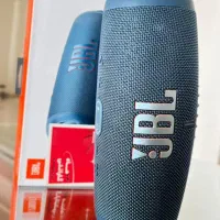 JBL Charge 5