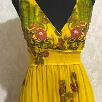 ساحلی ترک|لباس|شیراز, رکنآباد|دیوار