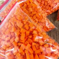 پیازداغ و هویچ و لوبیا  خورد شده