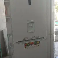 یخچال فریزر در حد نو
