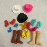 کفش وکلاه عروسک باربی وارداتی خا.ص