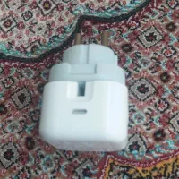 یک عدد کله شارژ آیفون