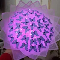 دسته گل پروانه‌ای روز دختر