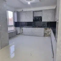 واحد ۱۶۰ متری شیک با آسانسور پارکینگ
