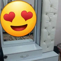 میزآرایشی