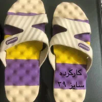 دمپایی|کیف، کفش، کمربند|قم, باغ شازده|دیوار