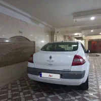 مگان ۲۰۰۰ اتومات