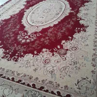 چندعدد فرش میزتلویزیون ضبط وباند رگال لباس وغیره|فرش|نیشابور, میدان حافظ|دیوار