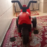 سه چرخه مورچه ای خوشگل|دوچرخه، اسکیت، اسکوتر|اهرم, |دیوار