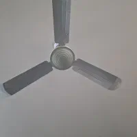 پنکه سقفی بسیار تمیز