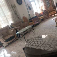 مبل و میز و عسلی و ویترین و ...