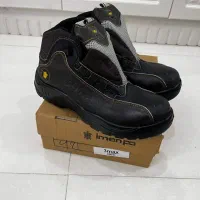 دو جفت کفش کار مهندسی و کوهنوردی|کیف، کفش، کمربند|شهریار, شهرک وائین|دیوار