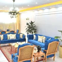 مبل راحتـی طلاکوب