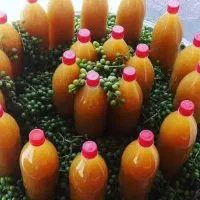 فروش آبغوره تازه پخت غلیظ و ترش شیشه ی 1.5 لیتری