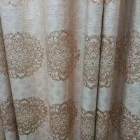 پرده ضخیم طلایی