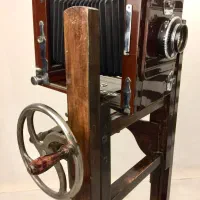 دوربین عکاسی قدیمی و عتیقه|کلکسیون اشیاء عتیقه|ارومیه, |دیوار