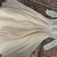 لباس مجلسی|لباس|رباط‌کریم, رباط‌کریم|دیوار