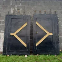 ۲دروازه اهنی درب برای زمین ویلاخانه باغ با چارچوب|مصالح و تجهیزات ساختمان|رشت, حومه رشت|دیوار