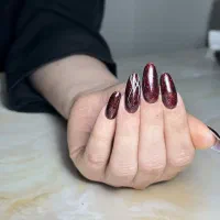 خدمات تخصصی ناخن لاین ژل