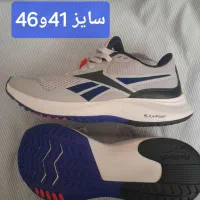 فروش چند جفت کتونی ریبوک کیفیت ویتنام|کیف، کفش، کمربند|اصفهان, کوی امام جعفر صادق|دیوار