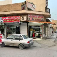 فروش دو دهنه مغازه سر نبش