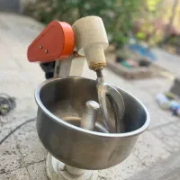 دستگاه خمیرکن