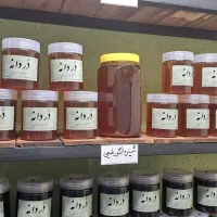 کره بادام زمینی، عسل، ارده، شیره انگور، رب انار